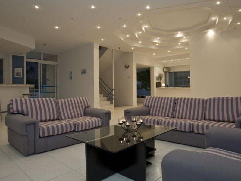 אפאנטו Iris Hotel מראה חיצוני תמונה