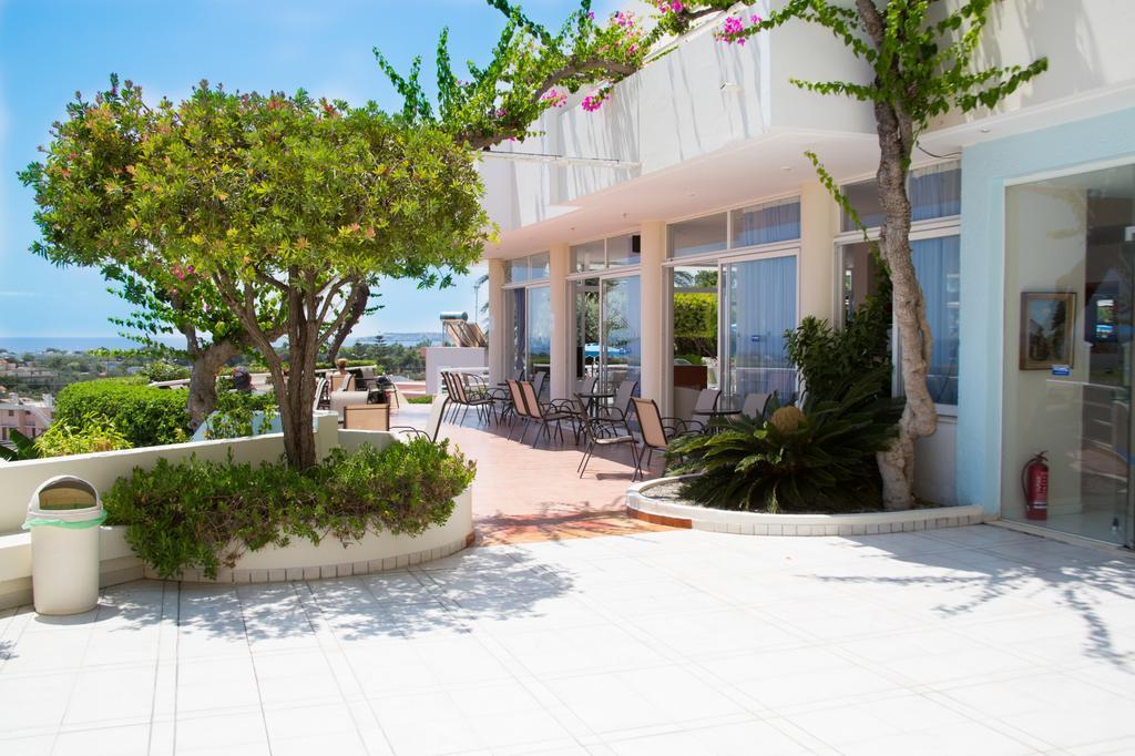 אפאנטו Iris Hotel מראה חיצוני תמונה
