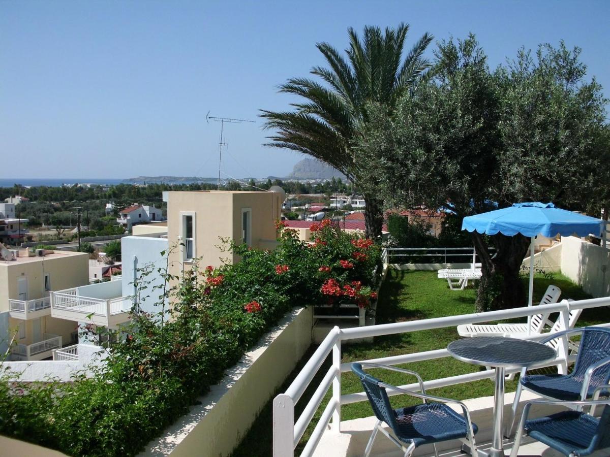 אפאנטו Iris Hotel מראה חיצוני תמונה