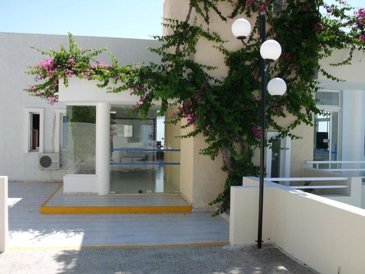 אפאנטו Iris Hotel מראה חיצוני תמונה