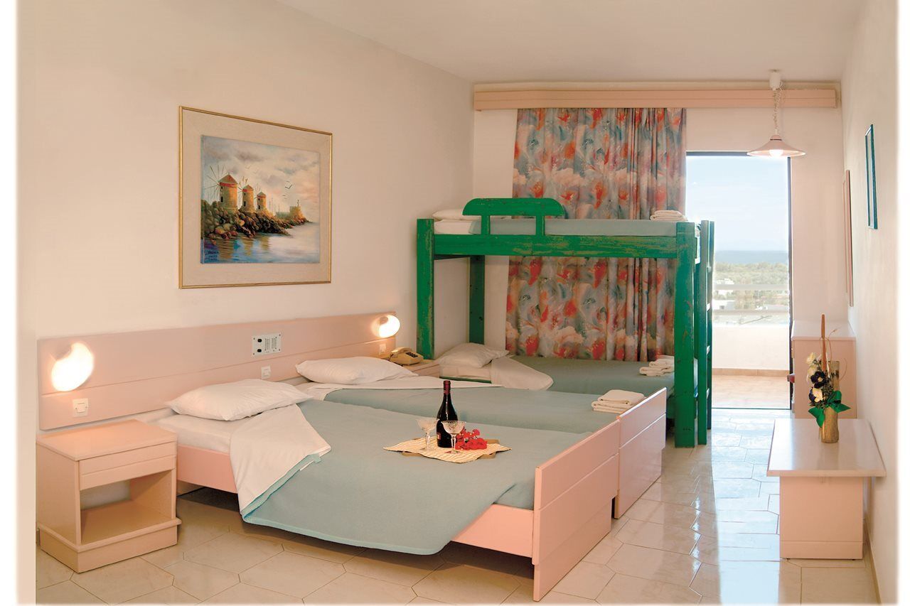 אפאנטו Iris Hotel מראה חיצוני תמונה